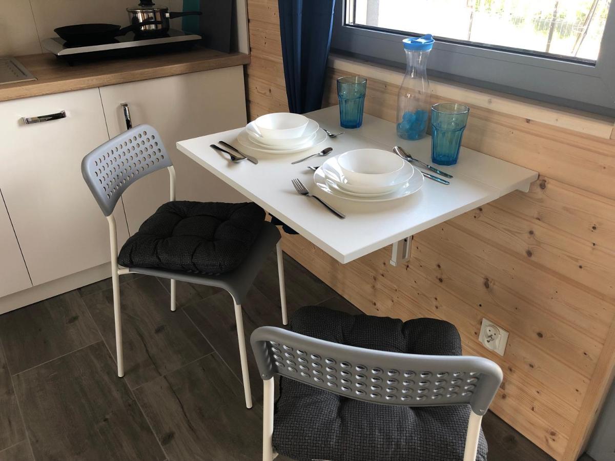 Domki Wypoczynkowe "Sea Breeze" Villa Rewal Eksteriør billede